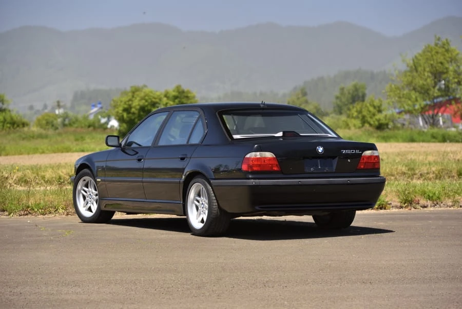 2001 BMW E38 750i & 750iL Sedan - Image 17 of 31
