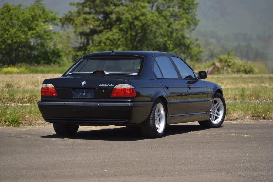 2001 BMW E38 750i & 750iL Sedan - Image 18 of 31