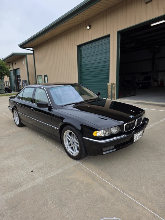 2001 BMW E38 750i & 750iL Sedan - Image 8 of 31