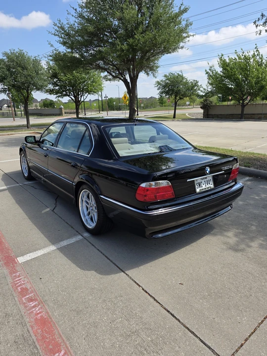 2001 BMW E38 750i & 750iL Sedan - Image 31 of 31
