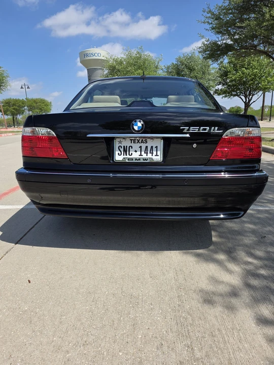 2001 BMW E38 750i & 750iL Sedan - Image 30 of 31