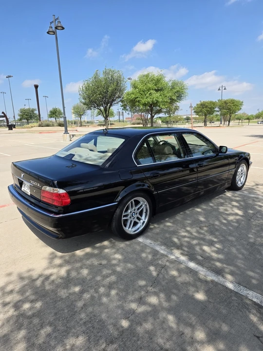 2001 BMW E38 750i & 750iL Sedan - Image 29 of 31