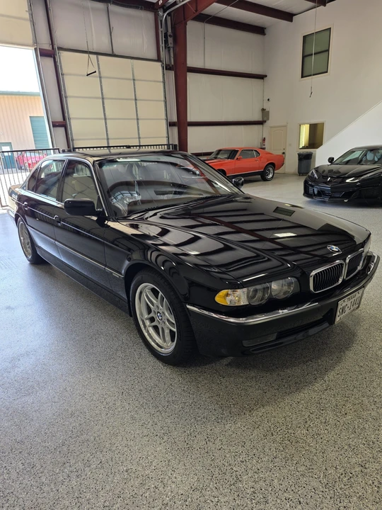 2001 BMW E38 750i & 750iL Sedan - Image 18 of 31