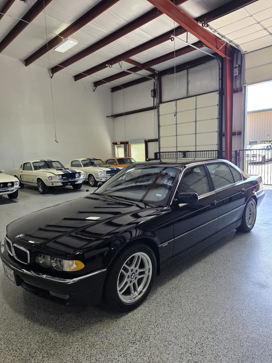 2001 BMW E38 750i & 750iL Sedan - Image 16 of 31