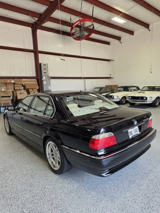 2001 BMW E38 750i & 750iL Sedan - Image 22 of 31