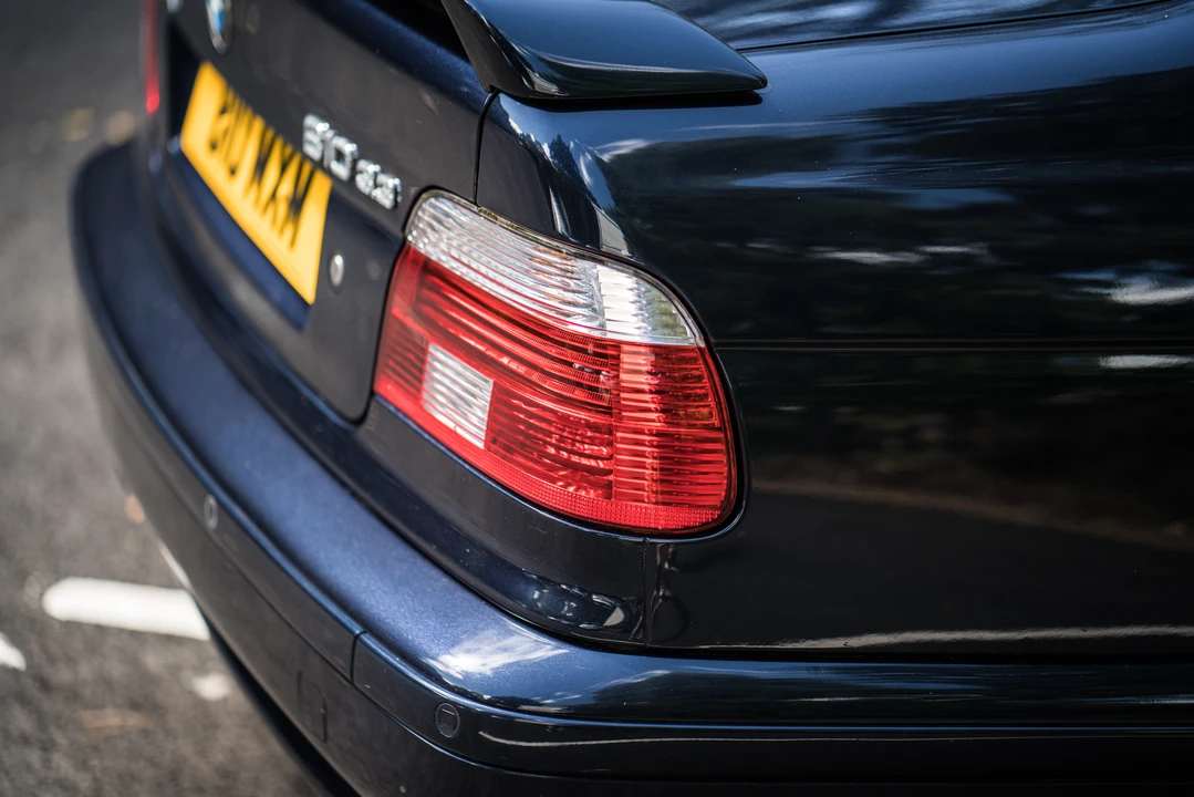 2001 BMW Alpina B10 - Image 9 of 31