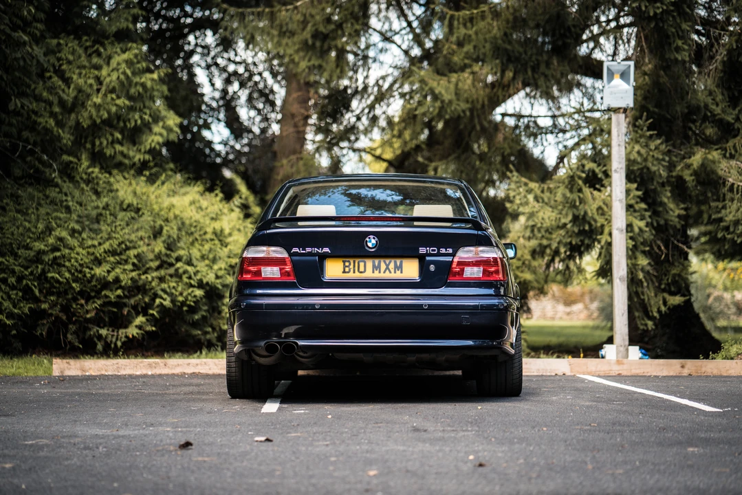 2001 BMW Alpina B10 - Image 11 of 31