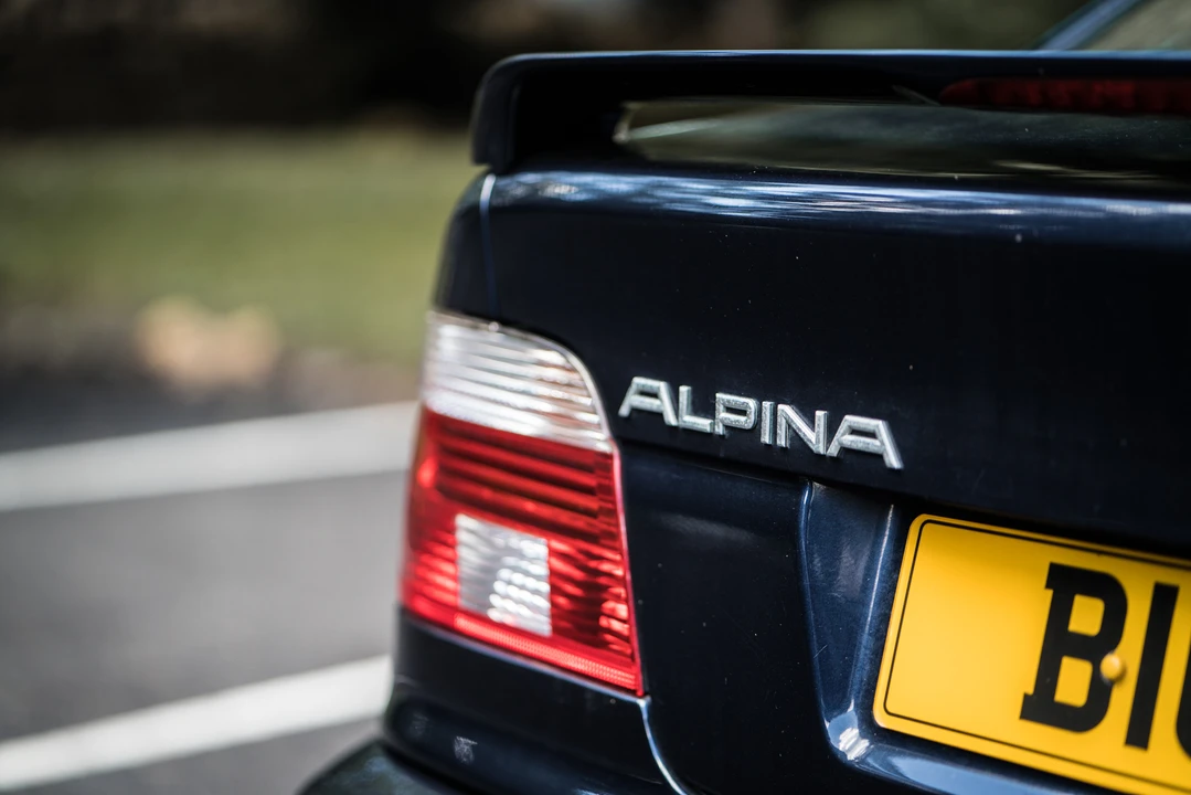 2001 BMW Alpina B10 - Image 15 of 31
