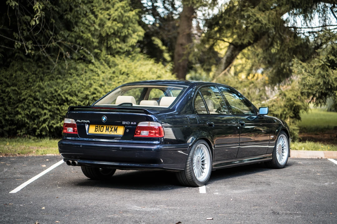 2001 BMW Alpina B10 - Image 17 of 31