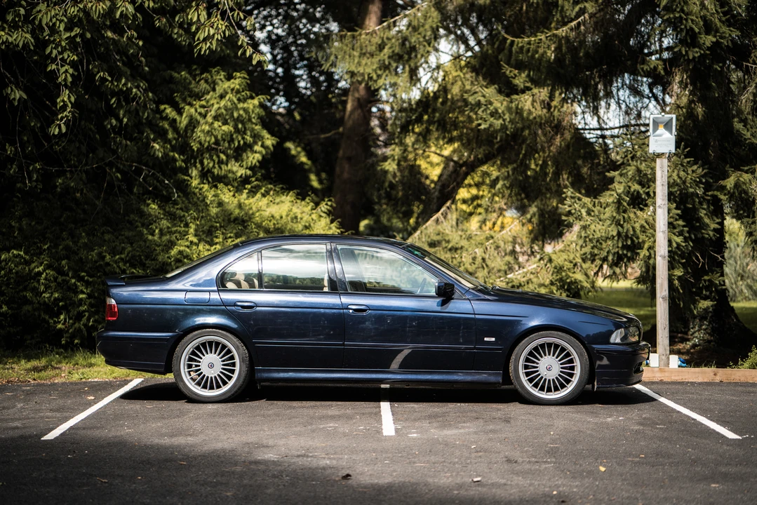 2001 BMW Alpina B10 - Image 26 of 31
