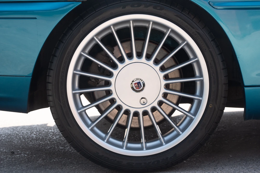 2001 BMW Alpina B3 - Image 19 of 31