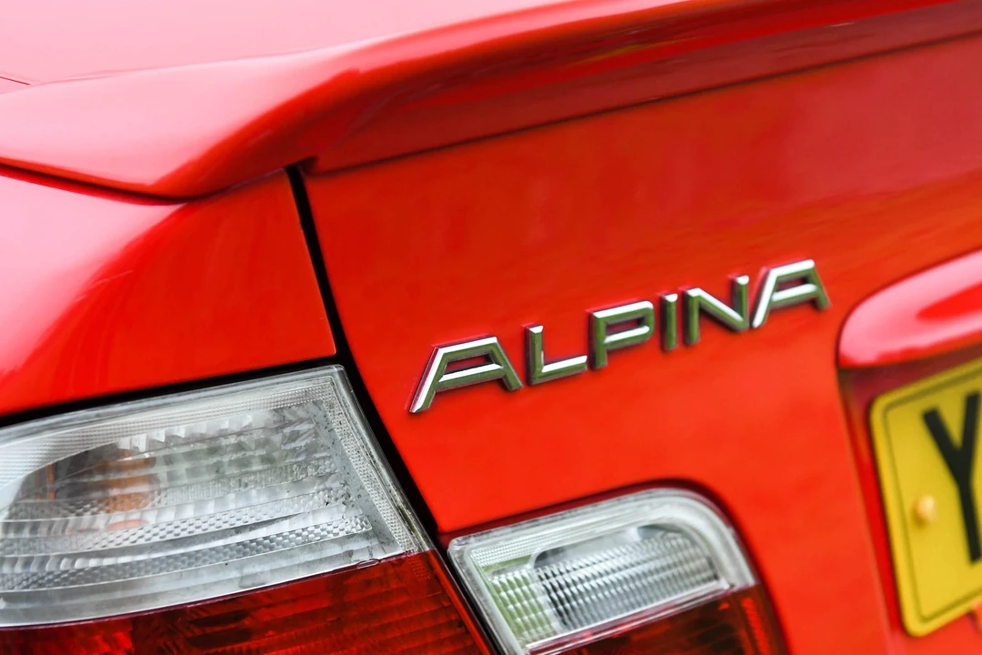 2001 BMW Alpina B3 - Image 28 of 31
