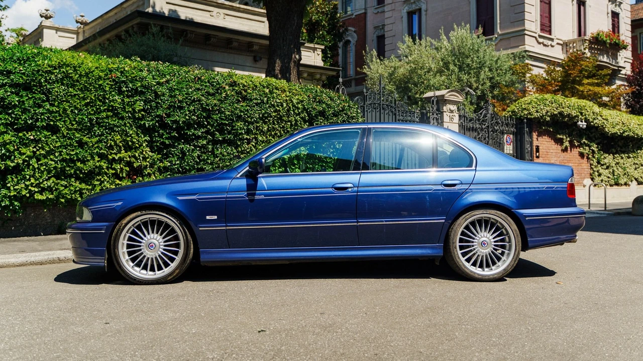 2001 BMW Alpina B10 - Image 17 of 31