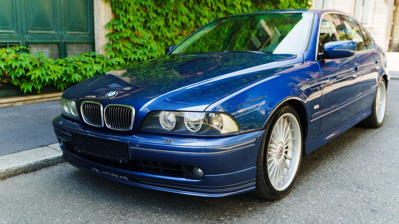 2001 BMW Alpina B10 - Image 23 of 31