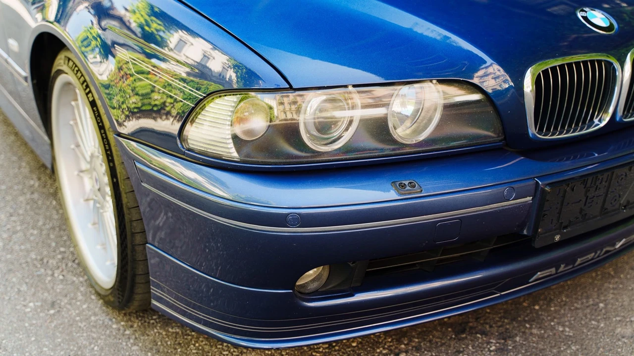 2001 BMW Alpina B10 - Image 20 of 31