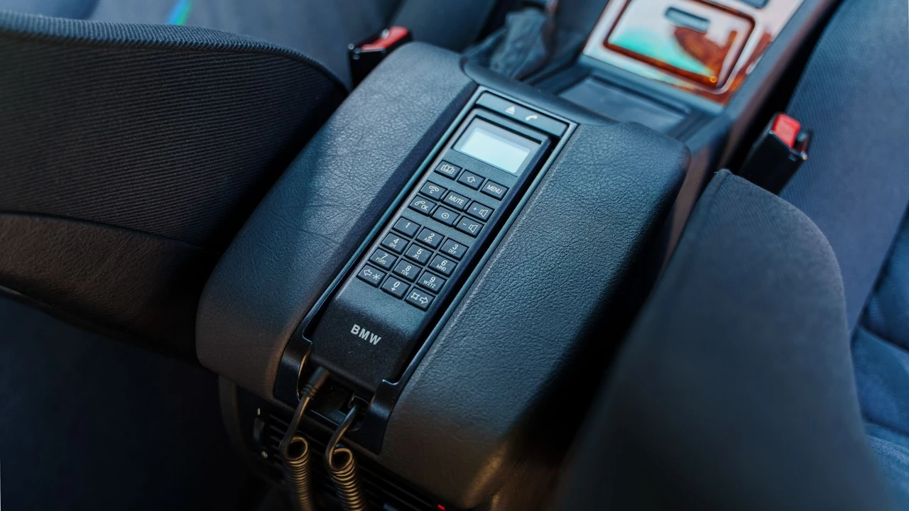 2001 BMW Alpina B10 - Image 11 of 31