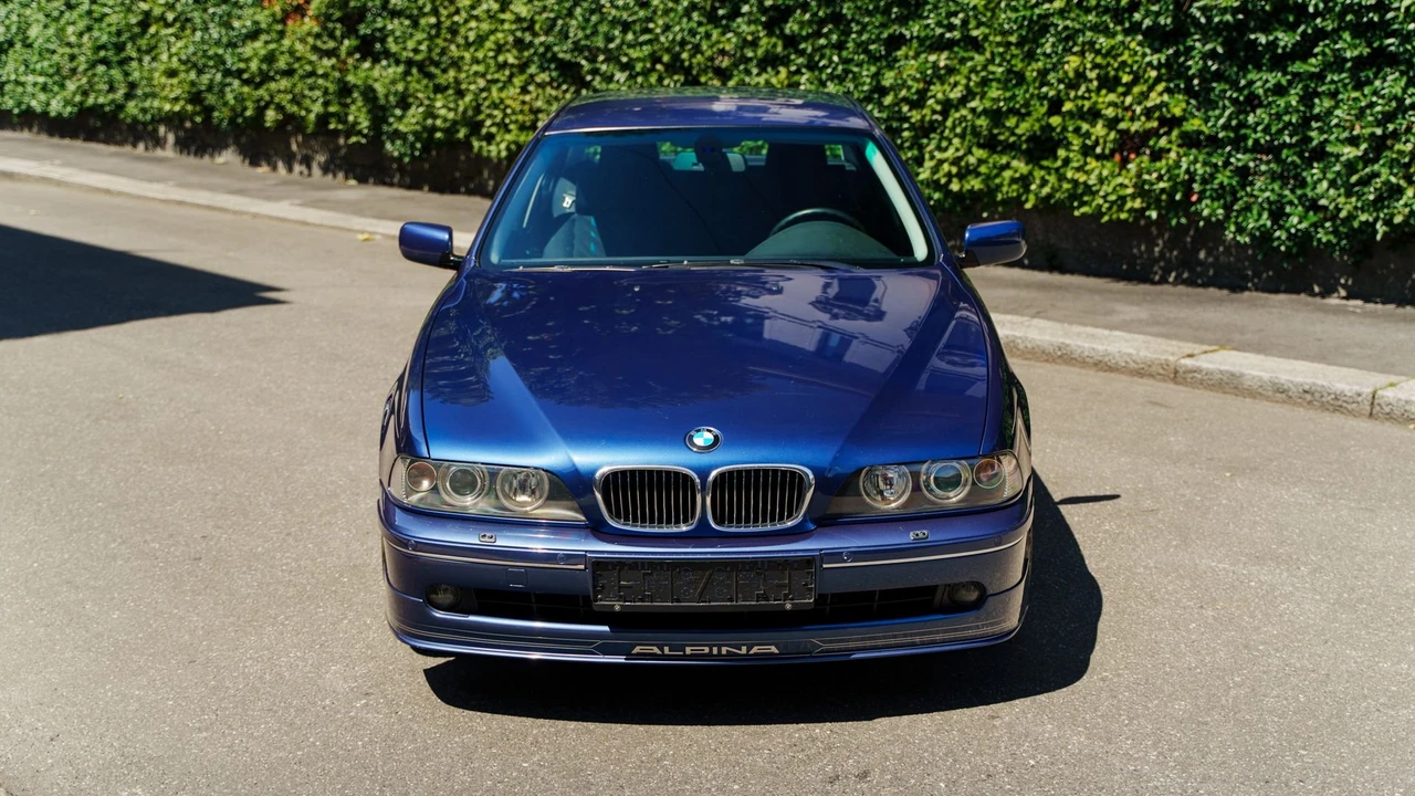 2001 BMW Alpina B10 - Image 5 of 31