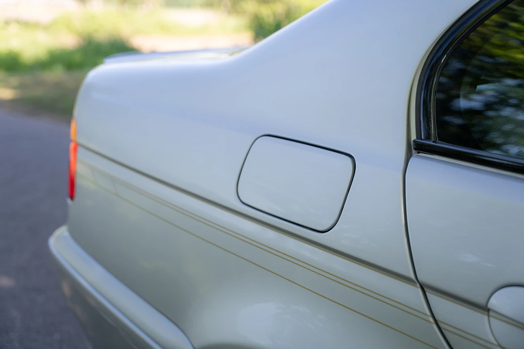 2001 BMW Alpina B10 - Image 13 of 31