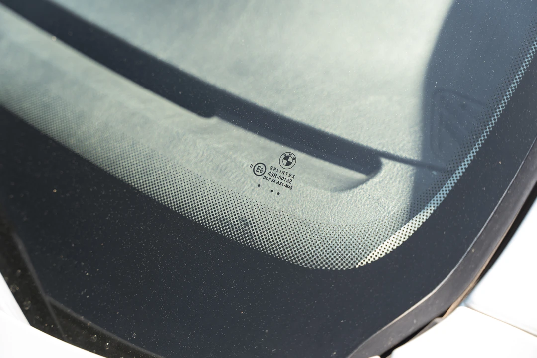 2001 BMW Alpina B10 - Image 19 of 31
