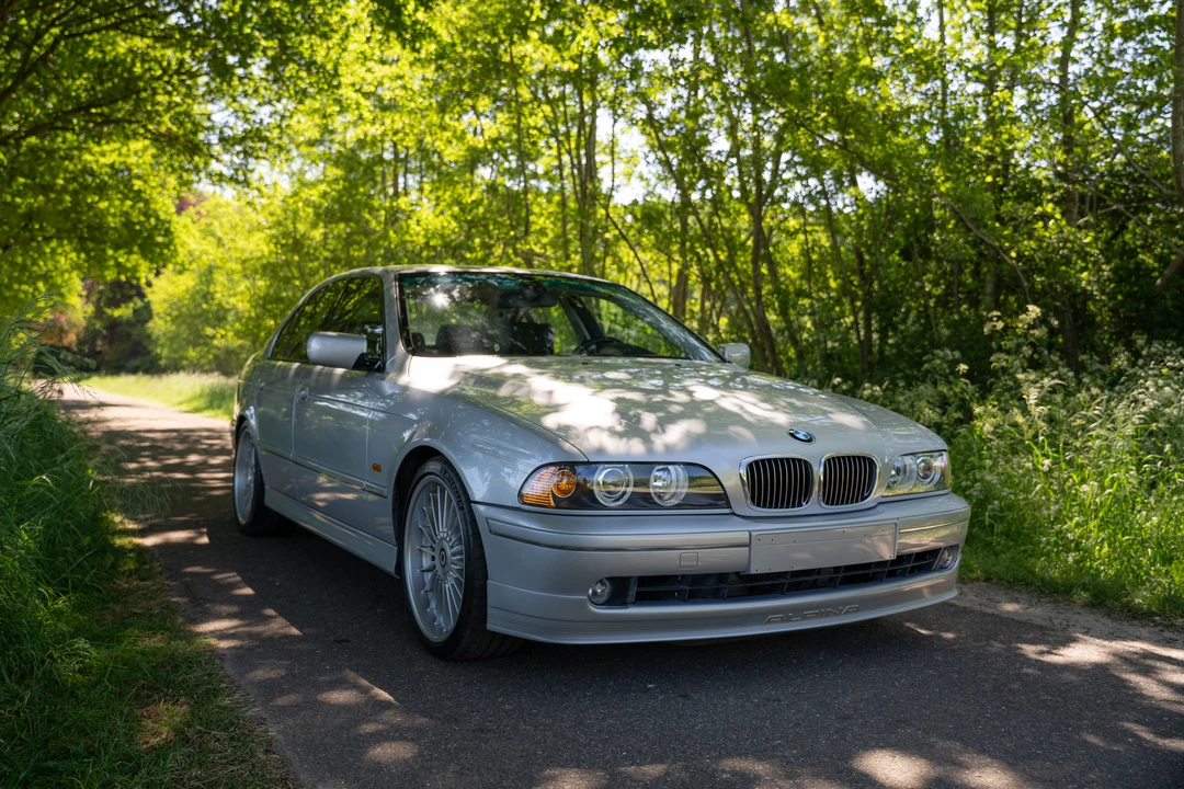2001 BMW Alpina B10 - Image 8 of 31