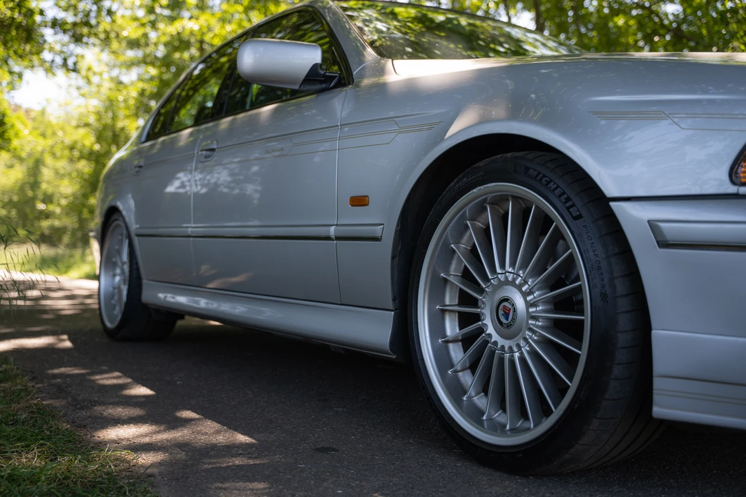 2001 BMW Alpina B10 - Image 28 of 31