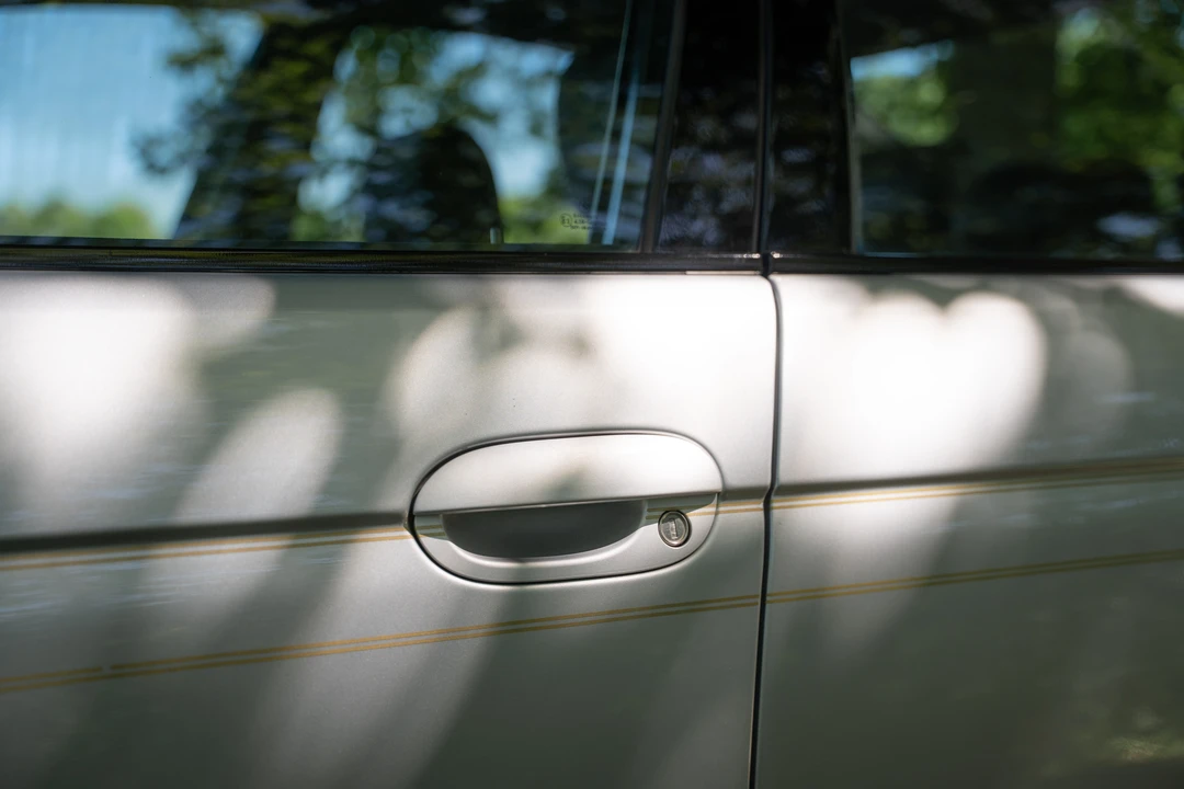 2001 BMW Alpina B10 - Image 22 of 31