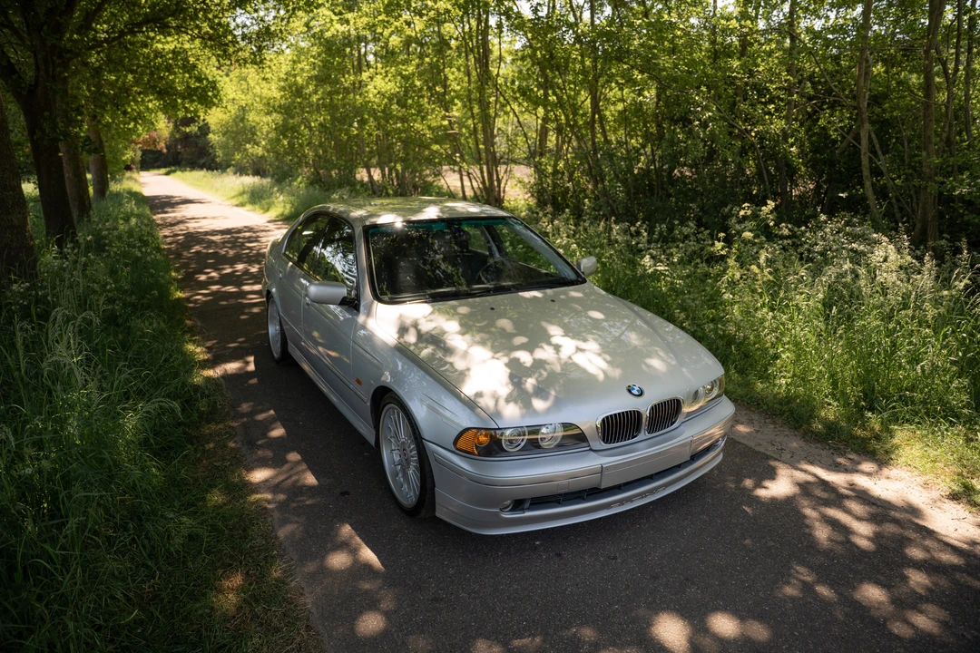 2001 BMW Alpina B10 - Image 12 of 31