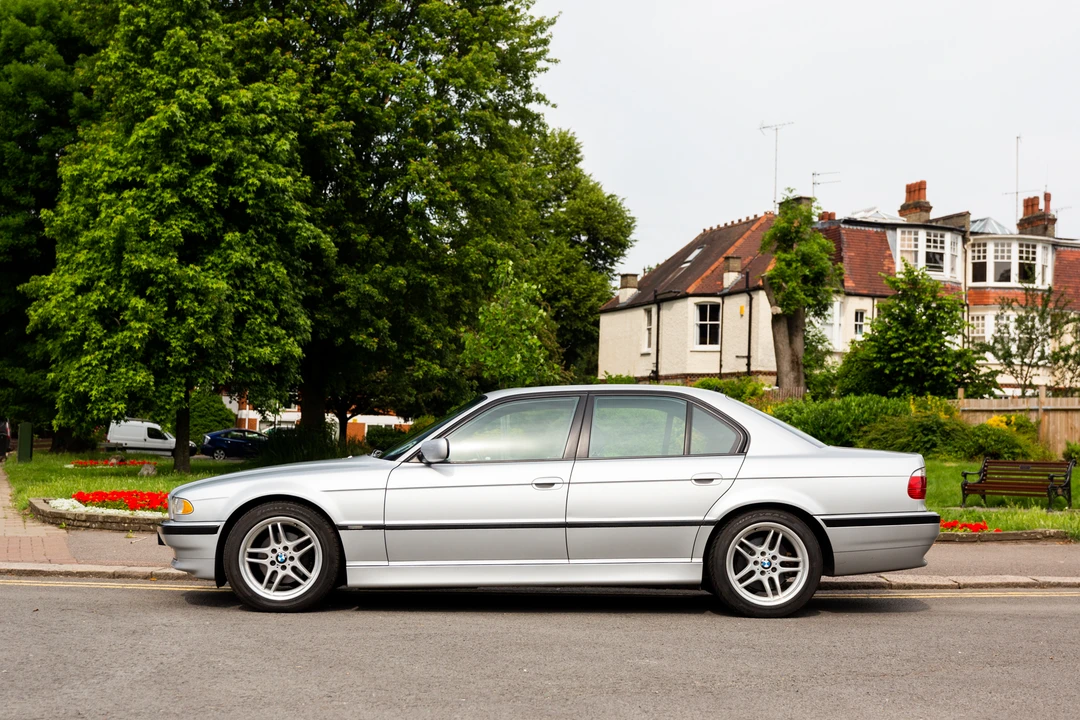 2001 BMW E38 7 Series - Image 10 of 31