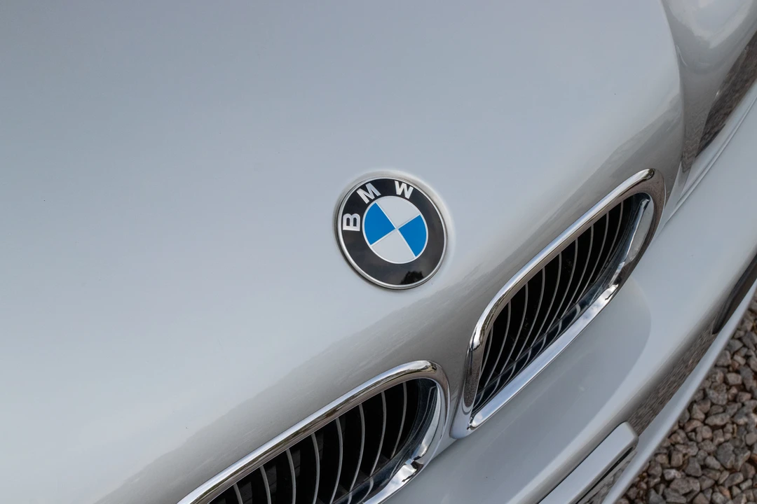 2001 BMW E39 540i - Image 12 of 31