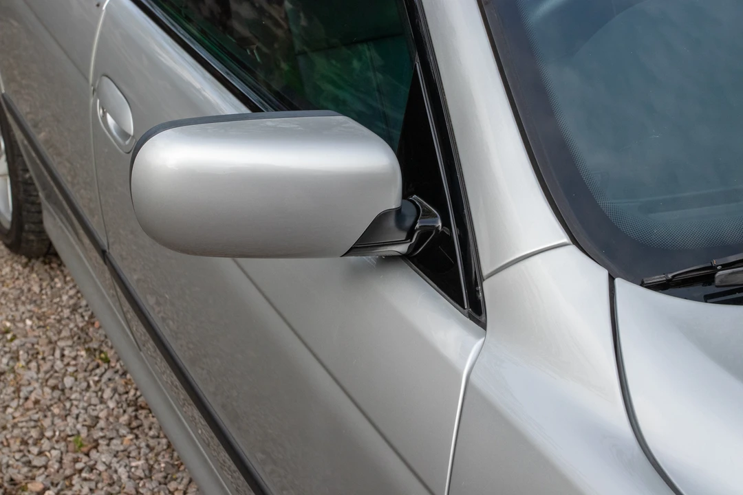 2001 BMW E39 540i - Image 24 of 31