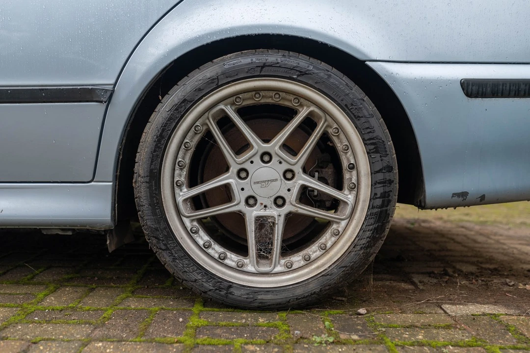 2001 BMW E39 M5 - Image 19 of 30