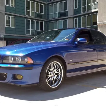 2001 BMW M5