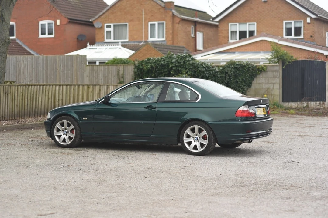 2001 BMW E46 330i & 330Ci - Image 16 of 30