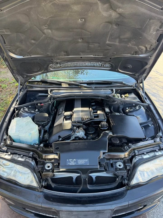 2001 BMW E46 330i & 330Ci - Image 10 of 14