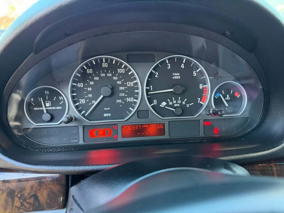 2001 BMW E46 330i & 330Ci - Image 9 of 14