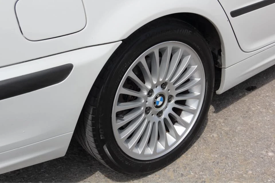2001 BMW E46 330i & 330Ci - Image 4 of 10