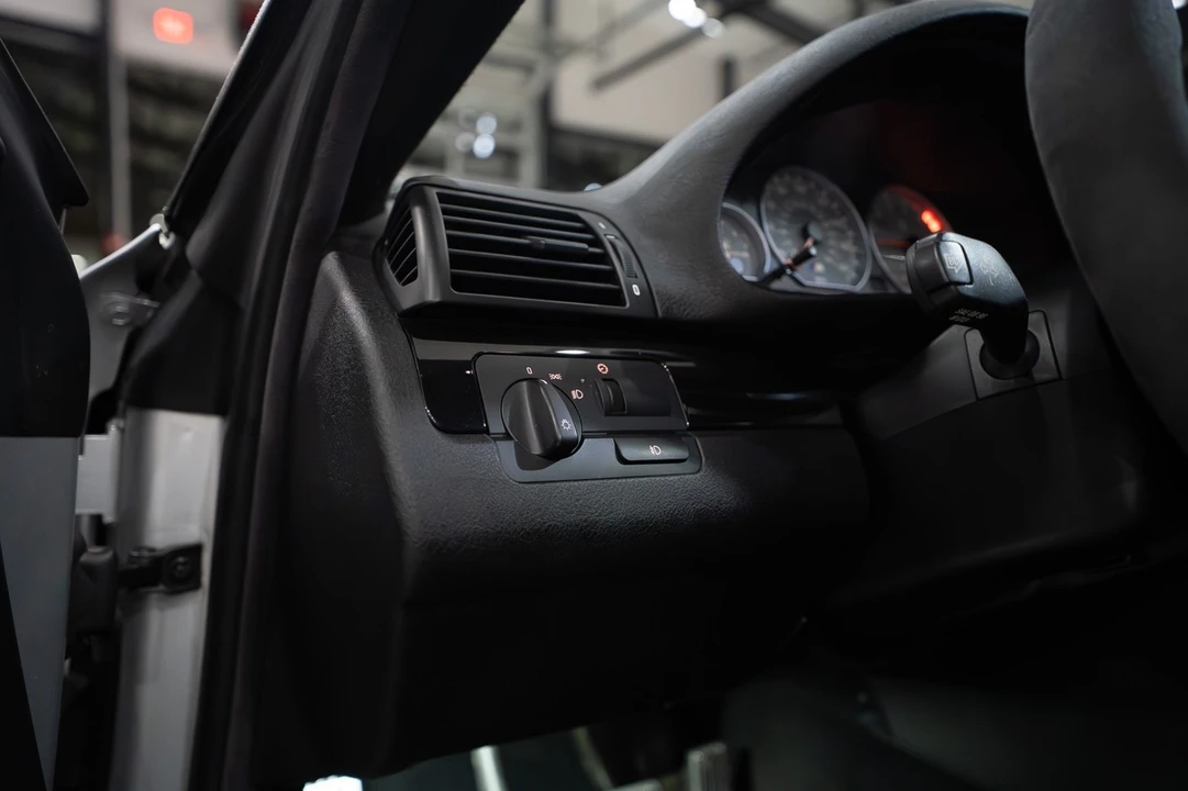 2001 BMW E46 M3 - Image 8 of 21