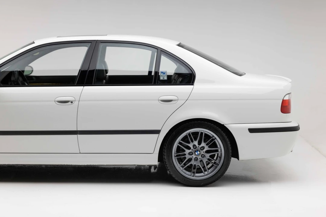 2001 BMW E39 M5 - Image 21 of 31