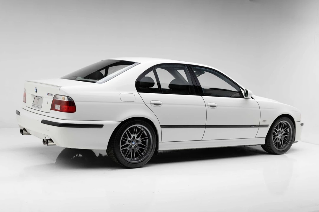 2001 BMW E39 M5 - Image 13 of 31