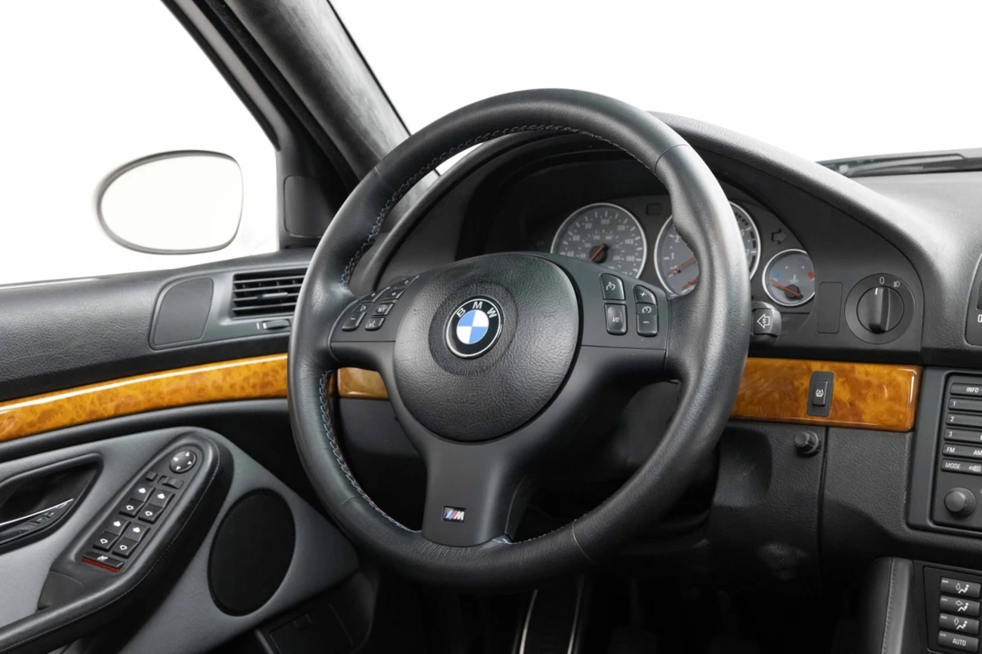 2001 BMW E39 M5 - Image 10 of 31