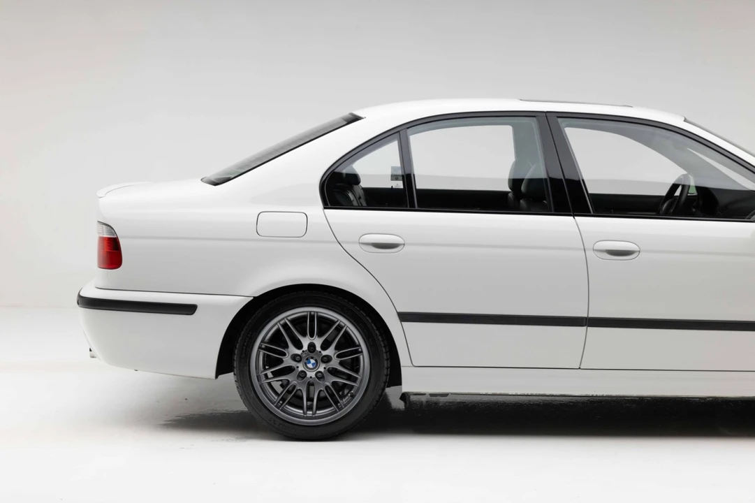 2001 BMW E39 M5 - Image 23 of 31