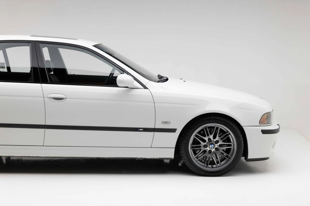2001 BMW E39 M5 - Image 25 of 31