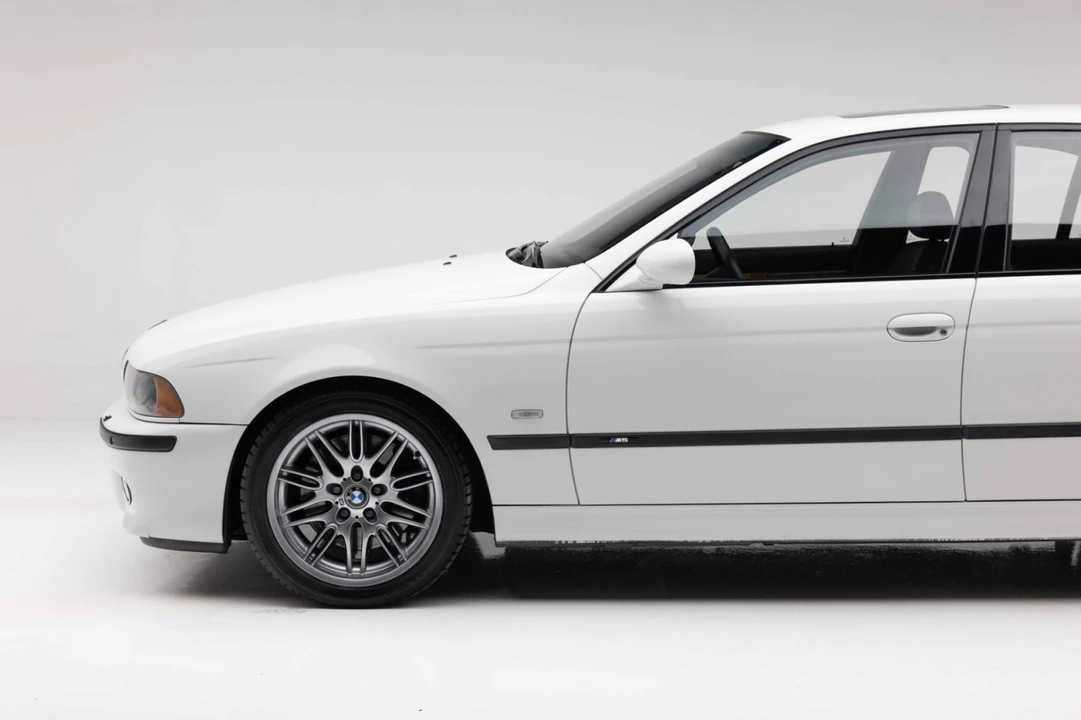 2001 BMW E39 M5 - Image 19 of 31