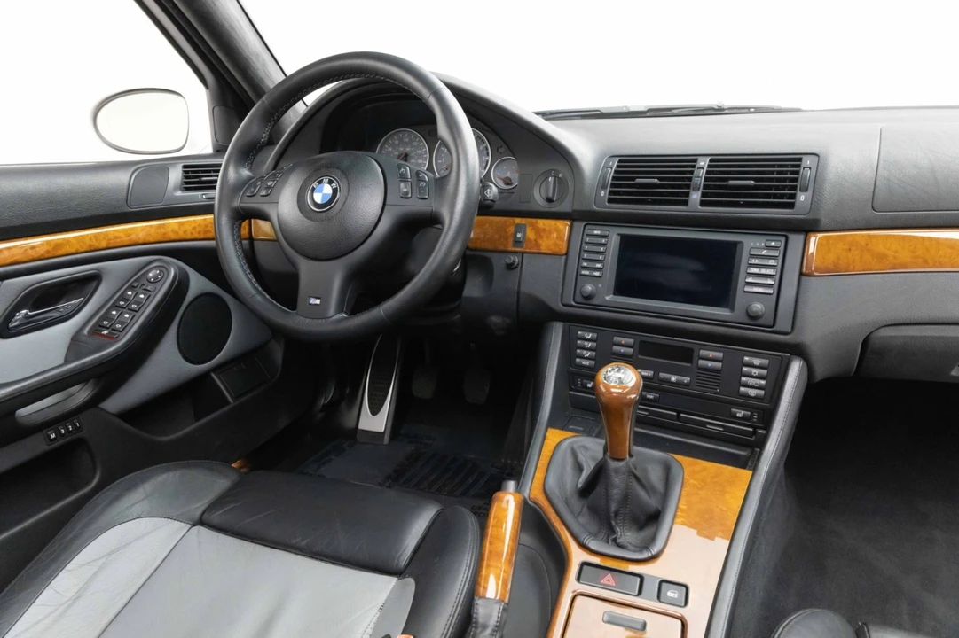2001 BMW E39 M5 - Image 14 of 31