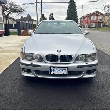 2001 BMW M5