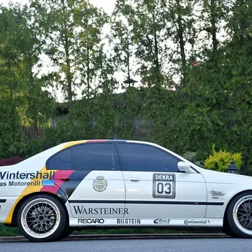 2001 BMW M5