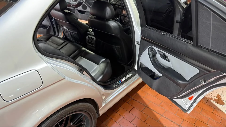 2001 BMW E39 M5 - Image 17 of 20