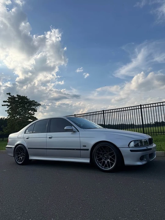 2001 BMW E39 M5 - Image 2 of 10