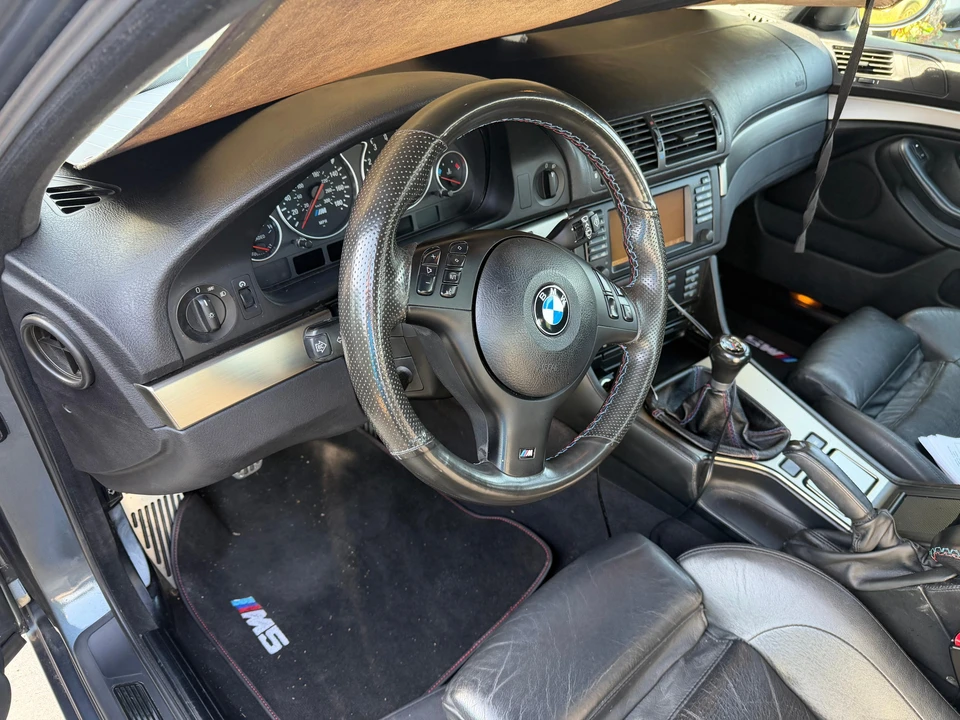 2001 BMW E39 M5 - Image 27 of 31