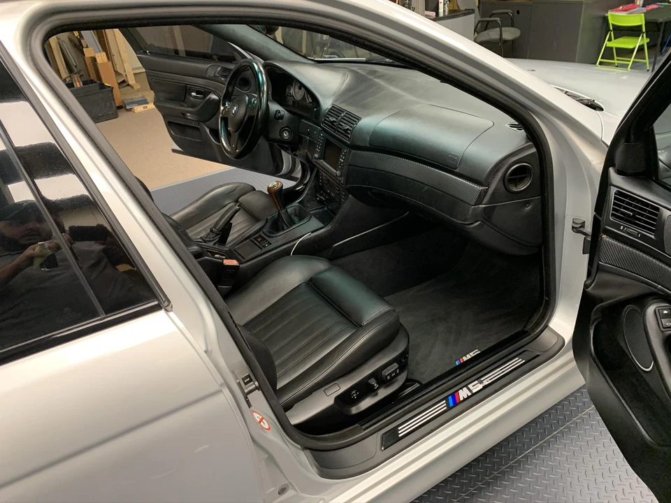 2001 BMW E39 M5 - Image 28 of 31